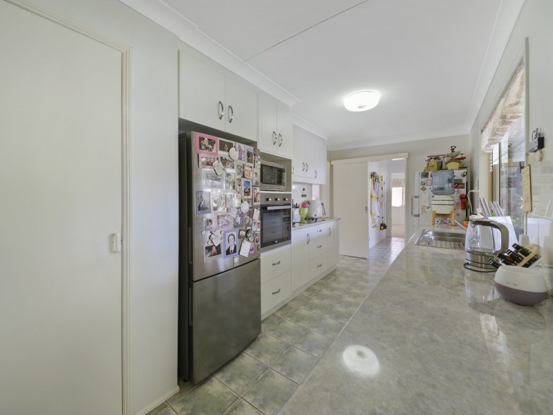 26 Campbell Road, Rosenthal Heights QLD 4370