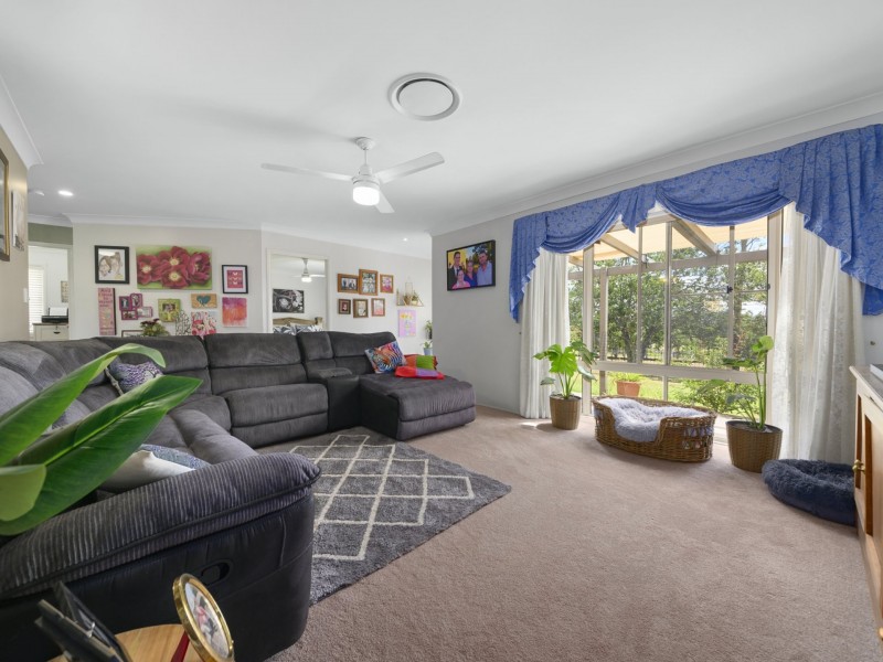 26 Campbell Road, Rosenthal Heights QLD 4370