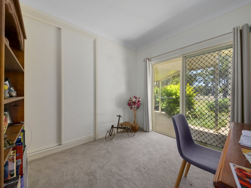 1 Glenhaven Court, Rosenthal Heights QLD 4370