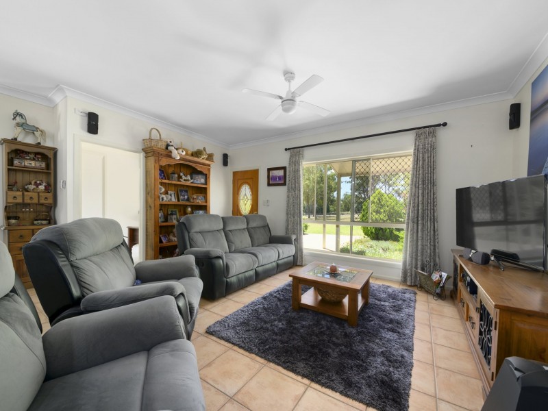 1 Glenhaven Court, Rosenthal Heights QLD 4370