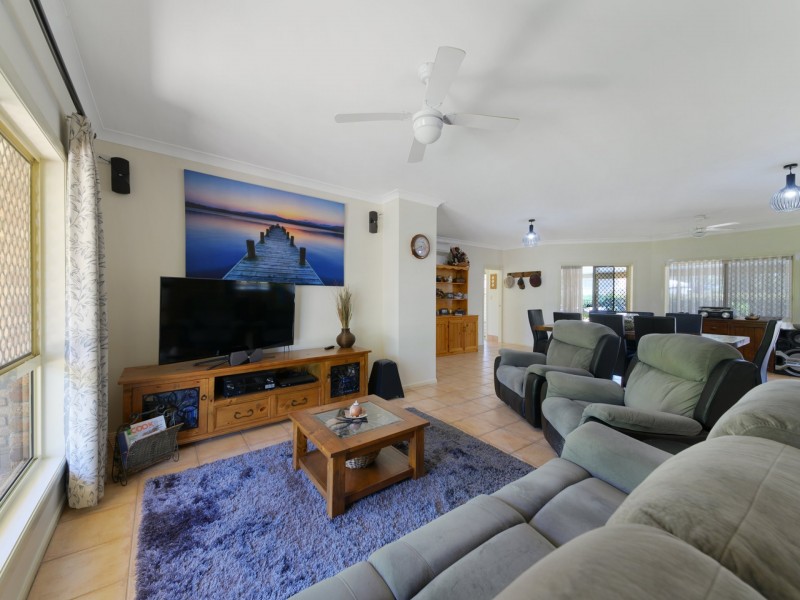 1 Glenhaven Court, Rosenthal Heights QLD 4370