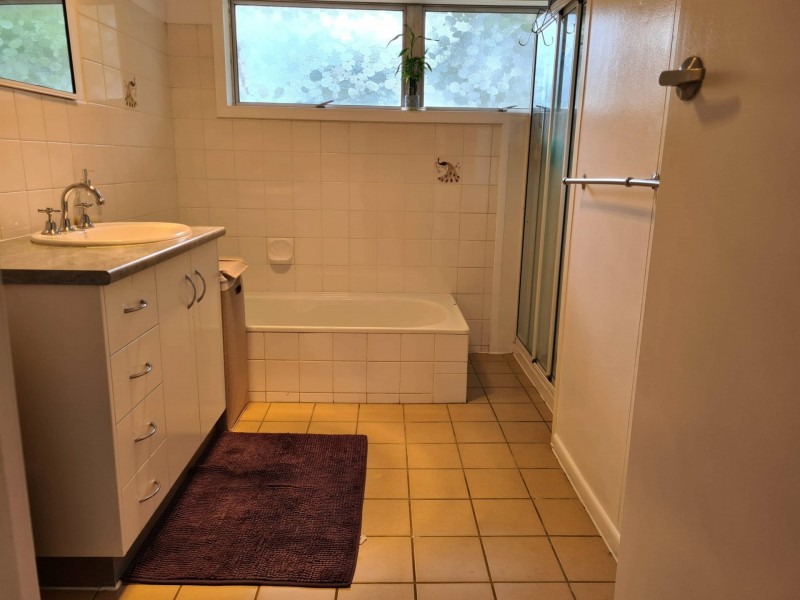 24 Gilbert Crescent, Warwick QLD 4370