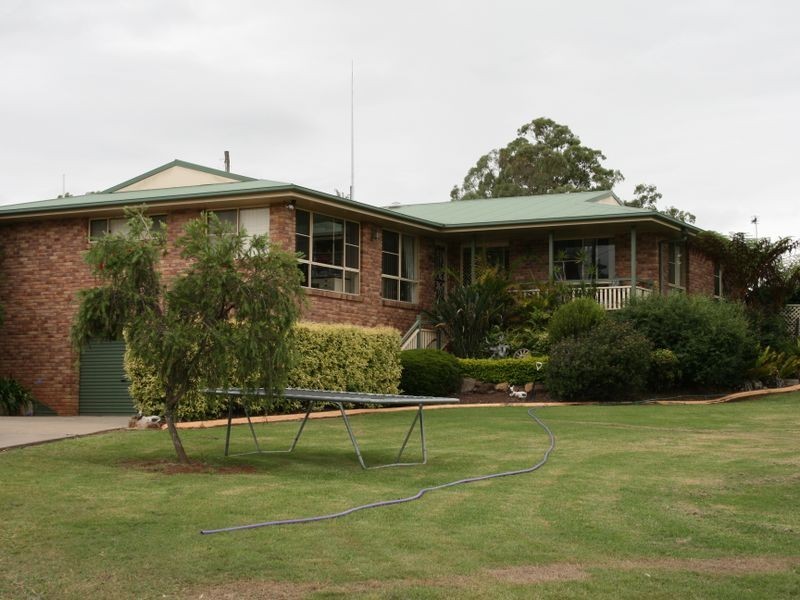 24 Westview Road, Warwick QLD 4370