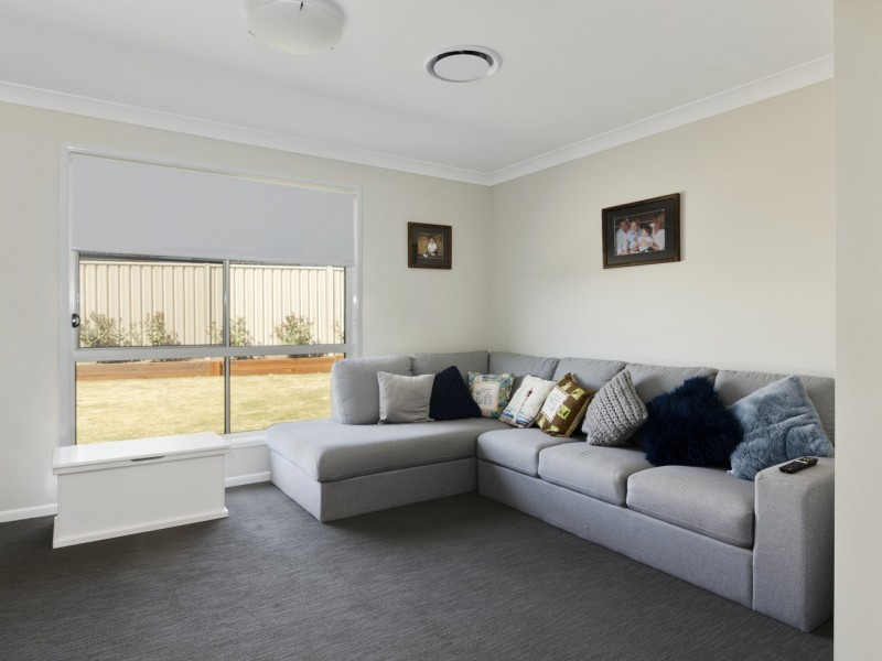 9 Lakeview Avenue, Warwick QLD 4370