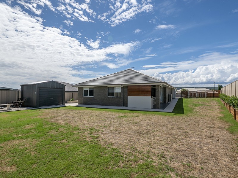 9 Lakeview Avenue, Warwick QLD 4370