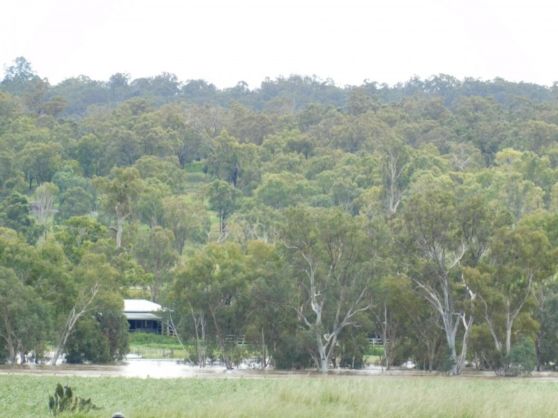22 Lakeview ave, Rosenthal Heights QLD 4370