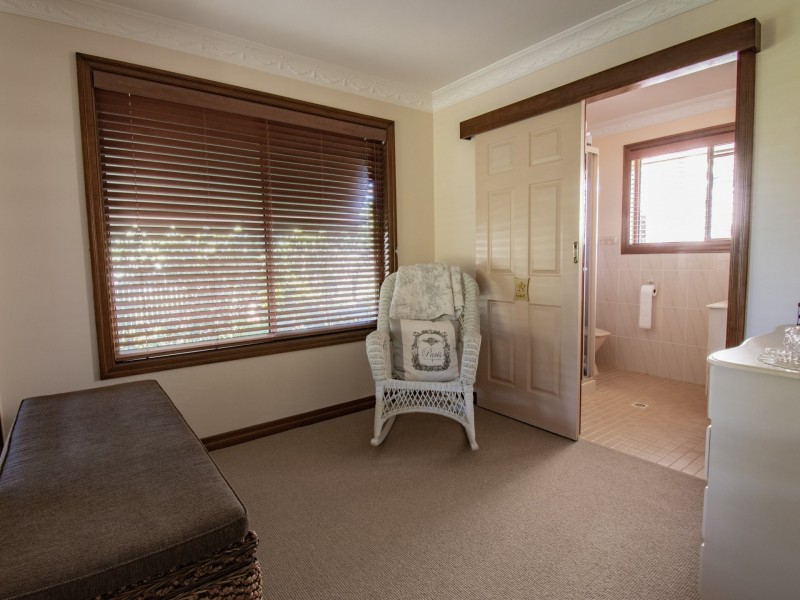 8 Matthew Jones Drive, Rosenthal Heights QLD 4370