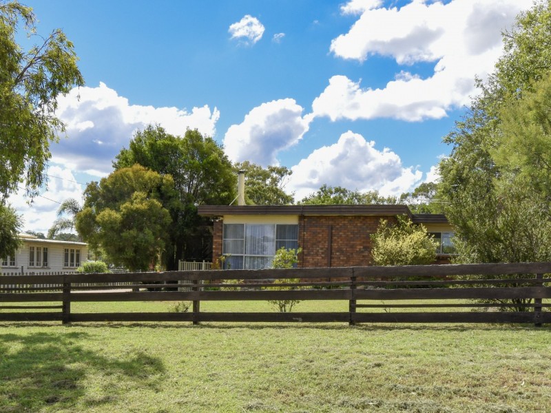 9 Yarrawonga street, Warwick QLD 4370