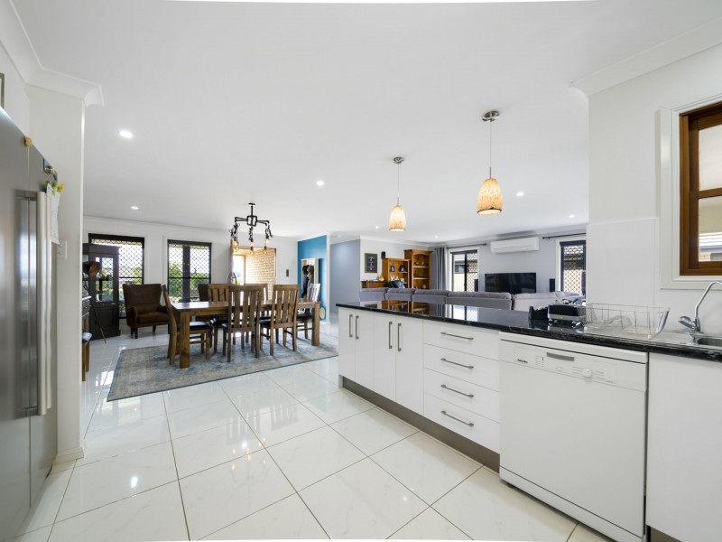 15 Lakeview Avenue, Warwick QLD 4370