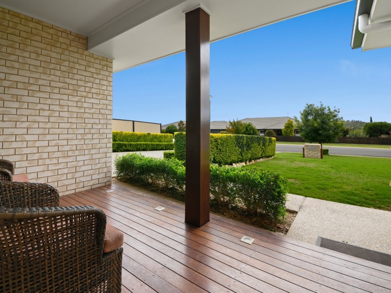 15 Lakeview Avenue, Warwick QLD 4370