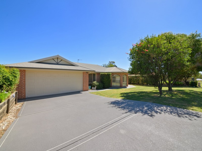 16 Boronia Drive, Warwick QLD 4370