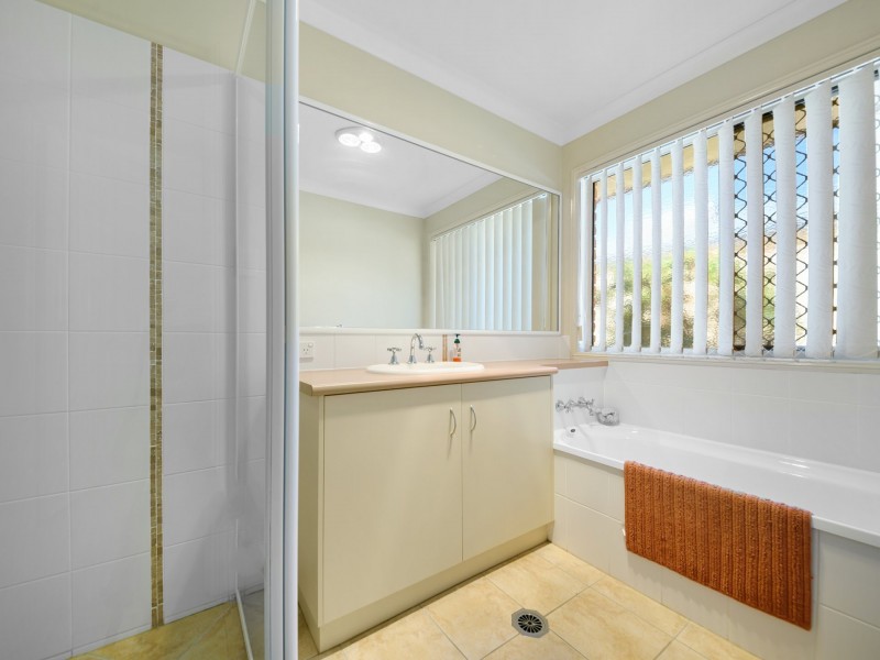 16 Boronia Drive, Warwick QLD 4370