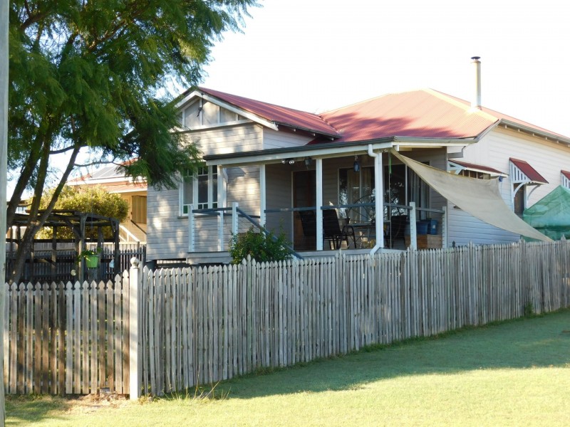 184 Grafton street, Warwick QLD 4370