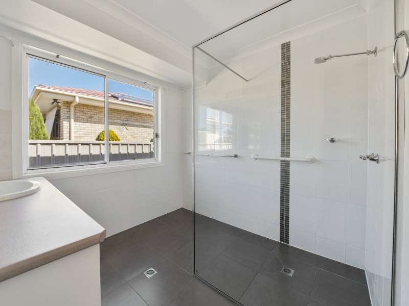 12 Golf Links Avenue, Warwick QLD 4370