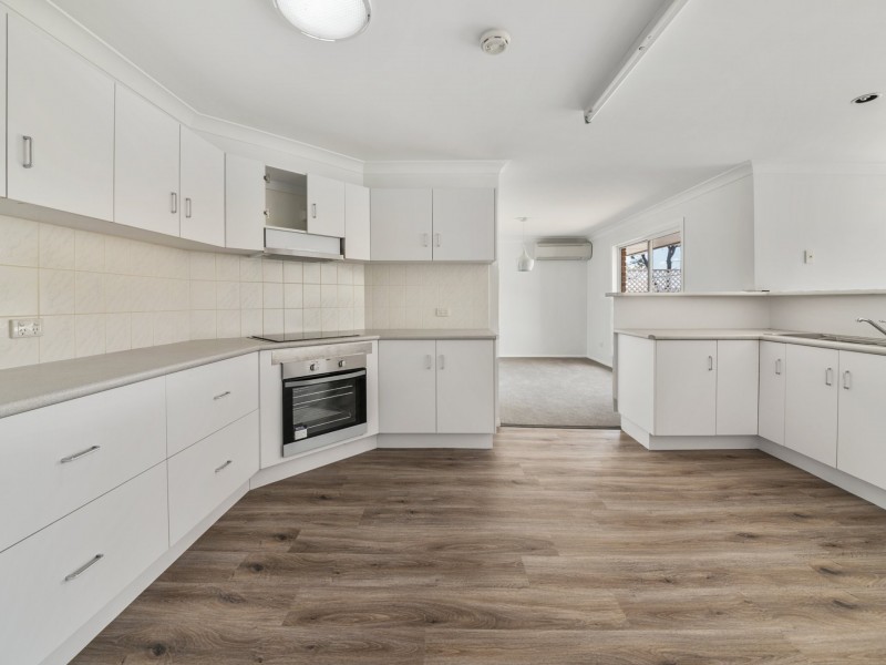 12 Golf Links Avenue, Warwick QLD 4370