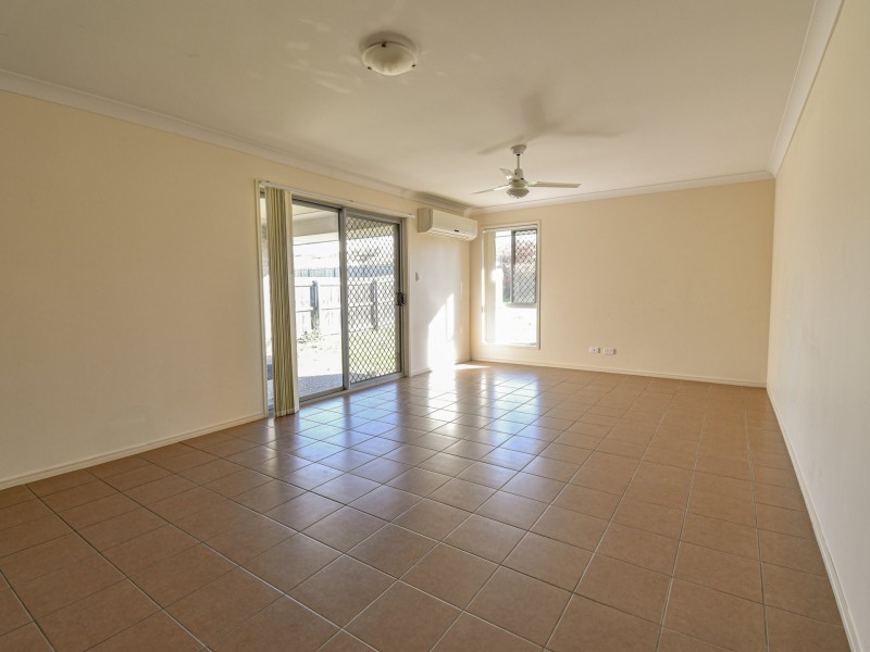 Unit 1 35 Capital drive, Rosenthal Heights QLD 4370