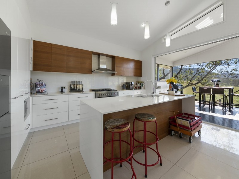 737 Top Swanfels Road, Swanfels QLD 4371