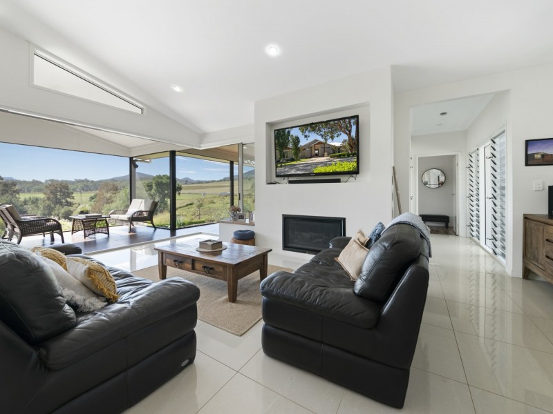 737 Top Swanfels Road, Swanfels QLD 4371