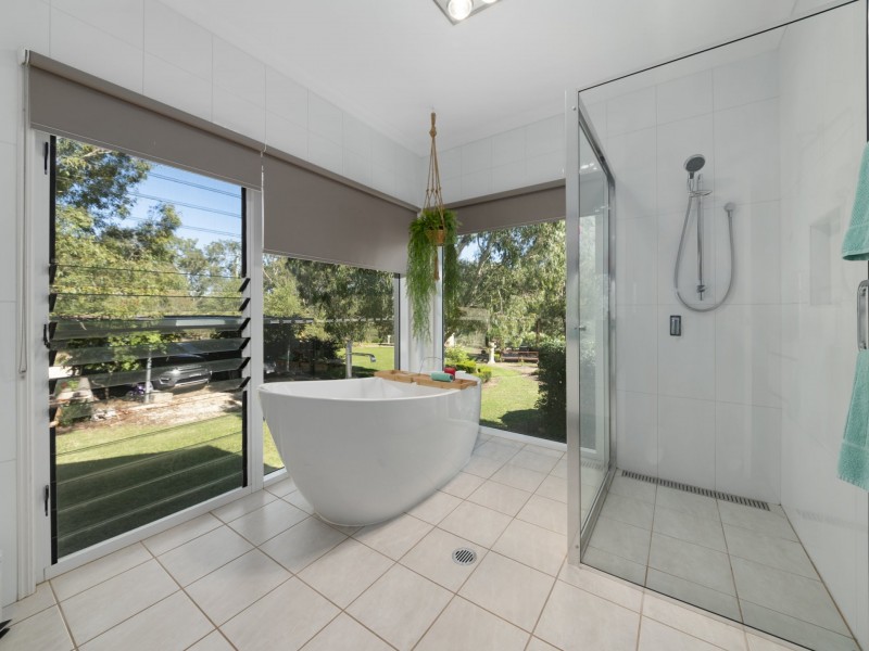 737 Top Swanfels Road, Swanfels QLD 4371