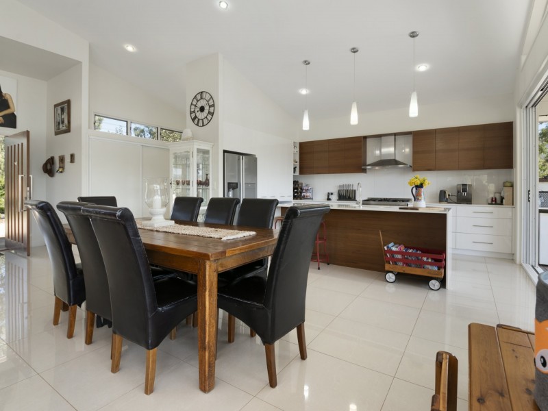 737 Top Swanfels Road, Swanfels QLD 4371