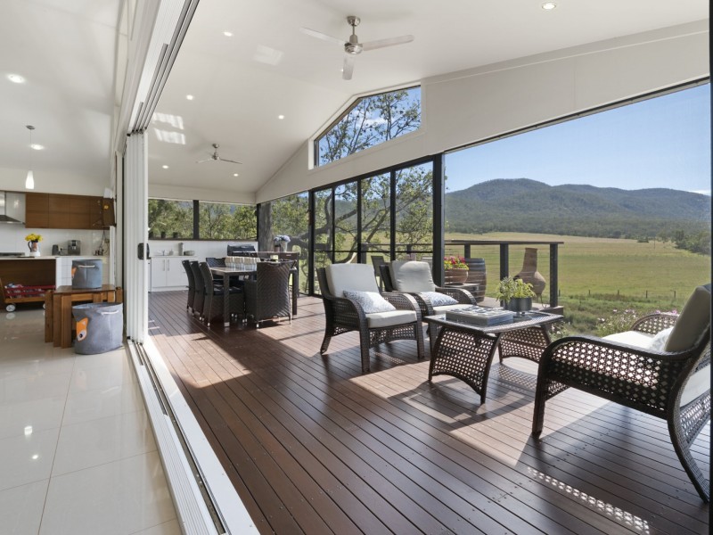 737 Top Swanfels Road, Swanfels QLD 4371