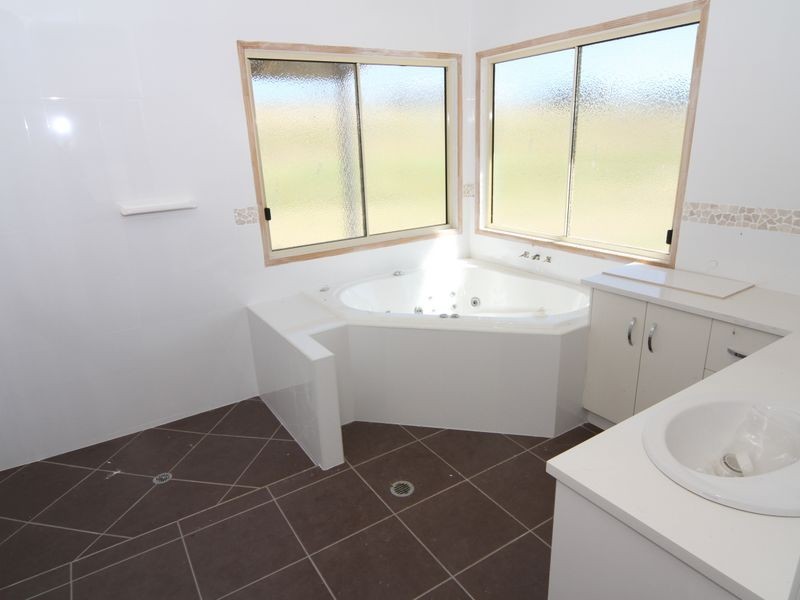 Pinegrove, Stanthorpe QLD 4380