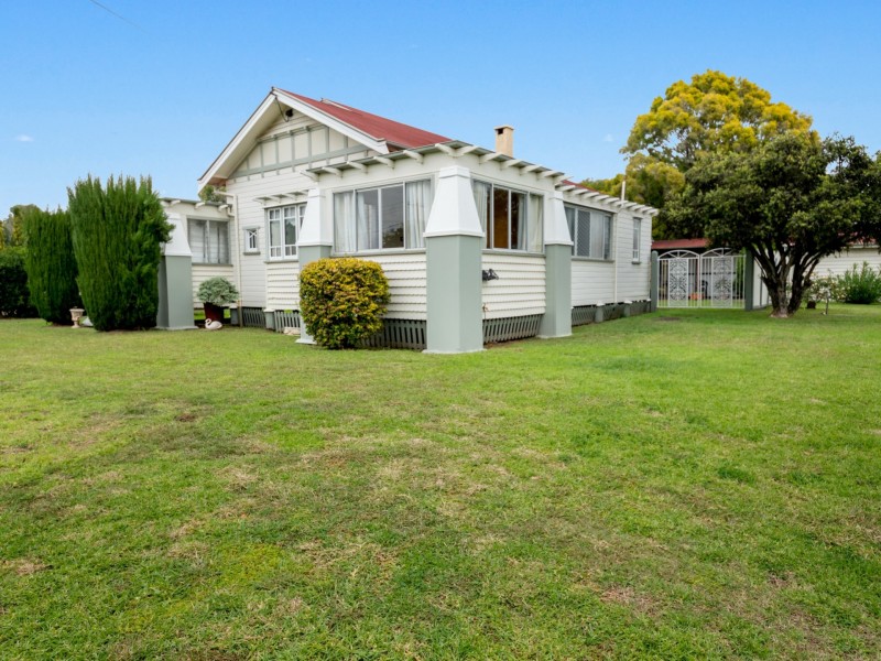 22 Forde Street, Allora QLD 4362