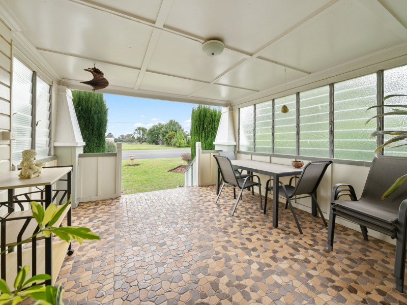 22 Forde Street, Allora QLD 4362