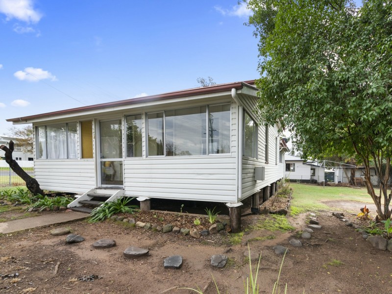 128 Percy Street, Warwick QLD 4370