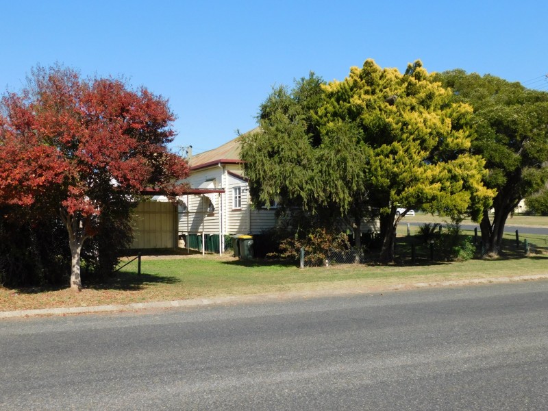 174 Grafton Street, Warwick QLD 4370