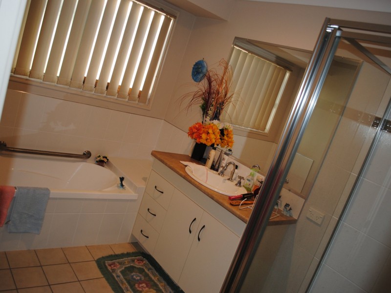 2 Tea Tree Rise, Warwick QLD 4370