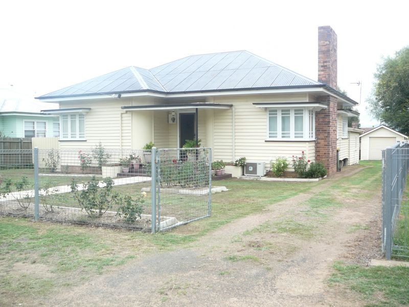 104 Guy Street, Warwick QLD 4370