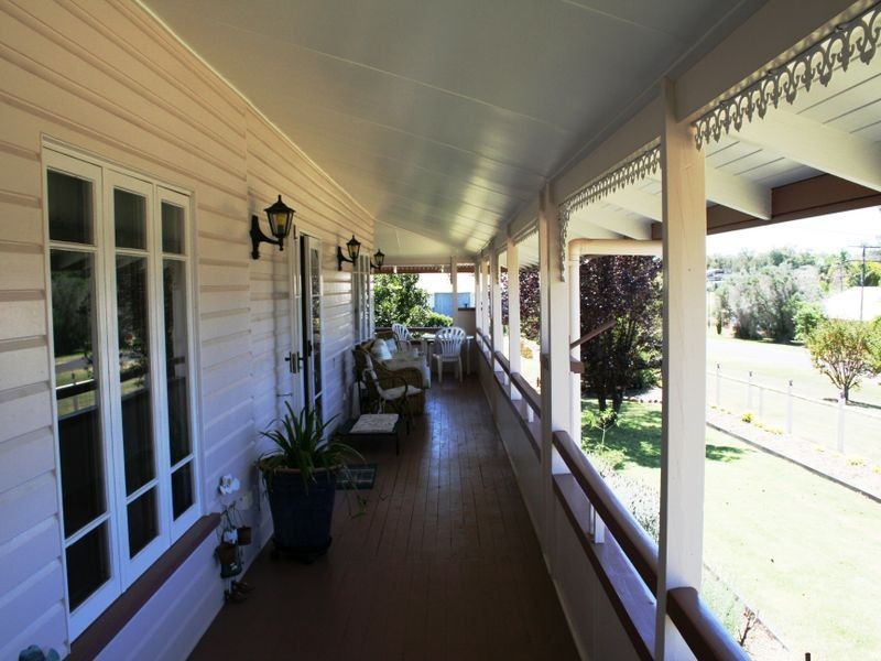 91 White St, Warwick QLD 4370