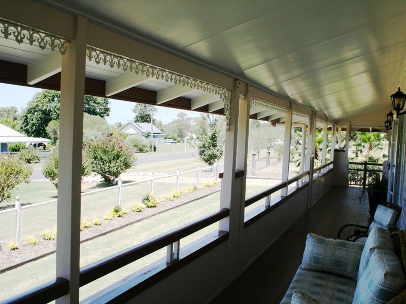 91 White St, Warwick QLD 4370