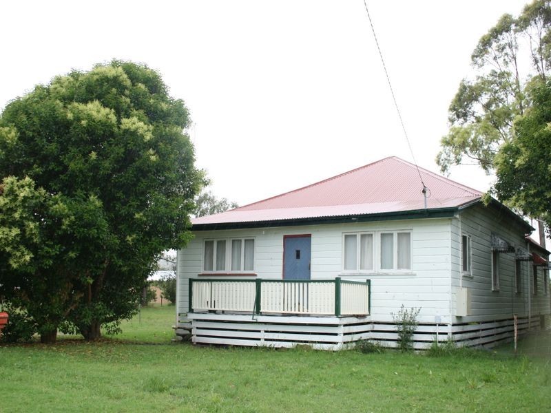 3 5 & 6 Erhardt St, Allora QLD 4362