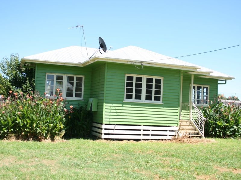 3 5 & 6 Erhardt St, Allora QLD 4362