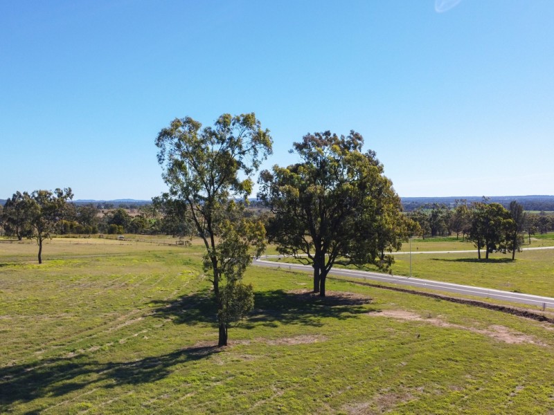 184 Warner  Street, Rosenthal Heights QLD 4370