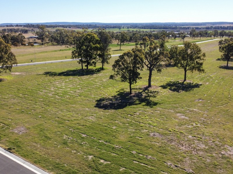 184 Warner  Street, Rosenthal Heights QLD 4370