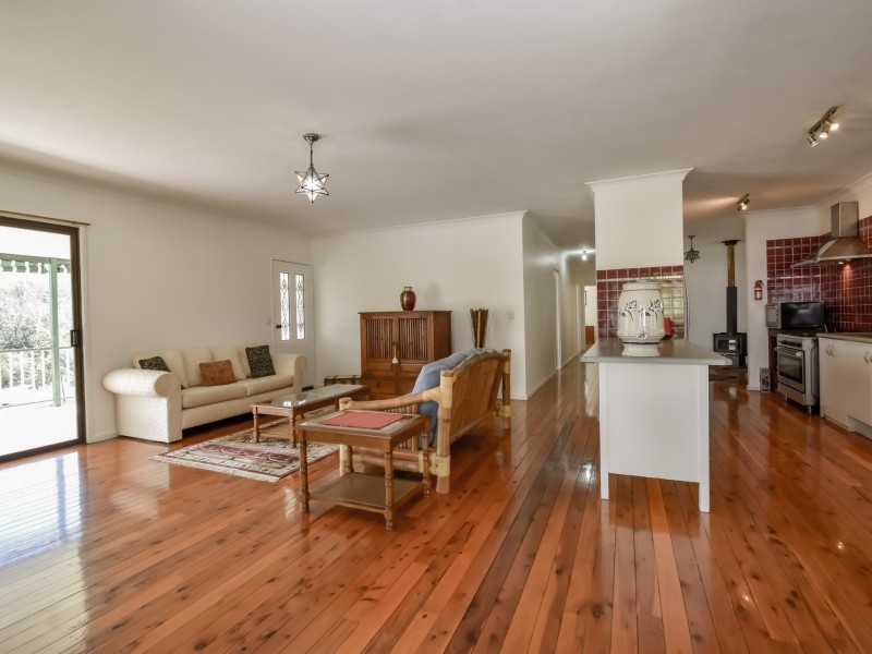 146 Rettke Road, Swanfels QLD 4371