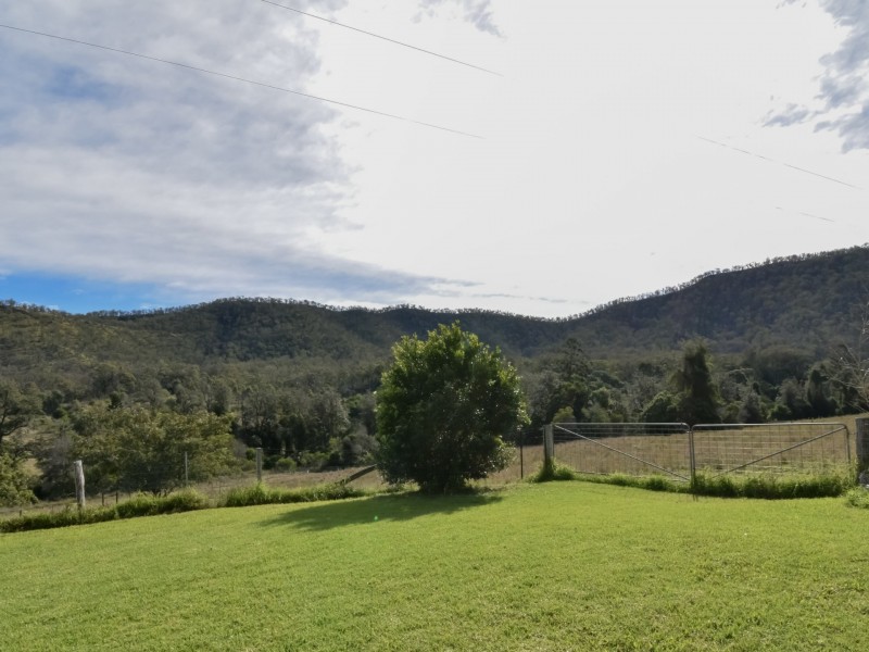 146 Rettke Road, Swanfels QLD 4371