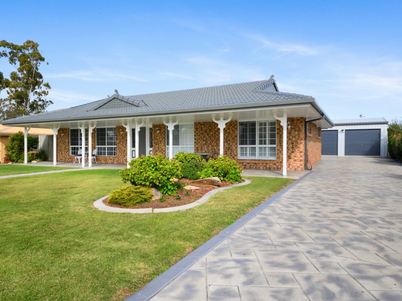 49 Fairway Drive, Warwick QLD 4370