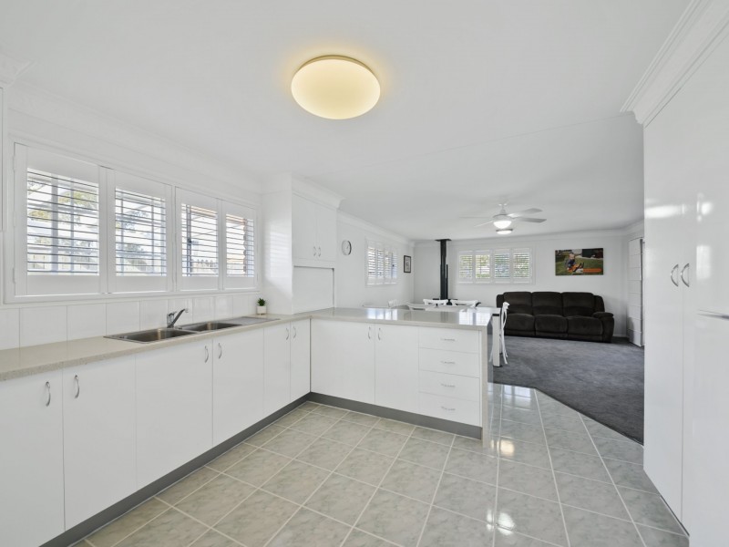 49 Fairway Drive, Warwick QLD 4370