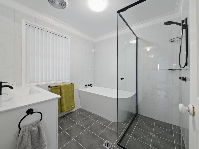 49 Fairway Drive, Warwick QLD 4370