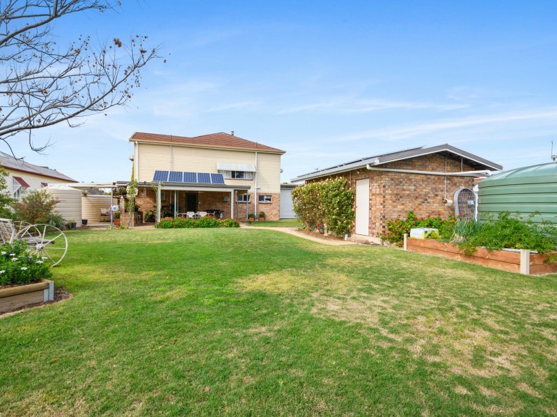 87 Dragon Street, Warwick QLD 4370