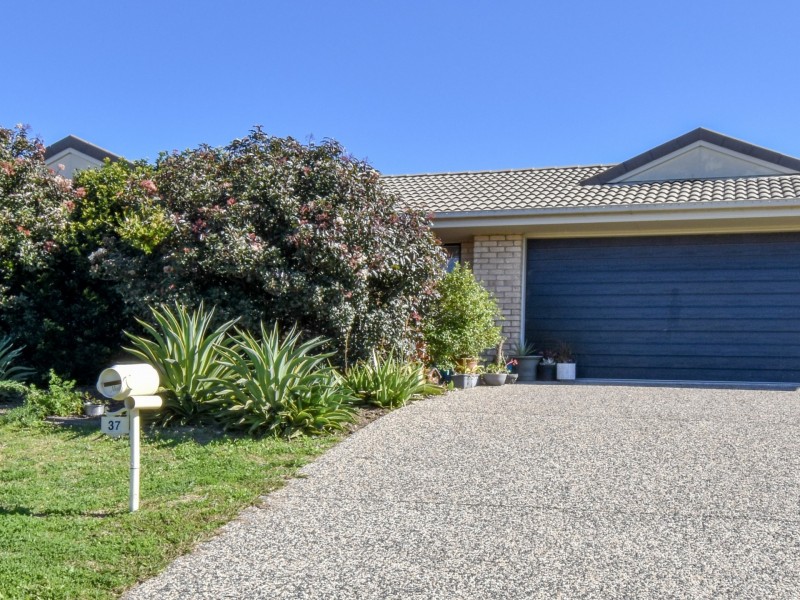37 Sharon Drive, Warwick QLD 4370