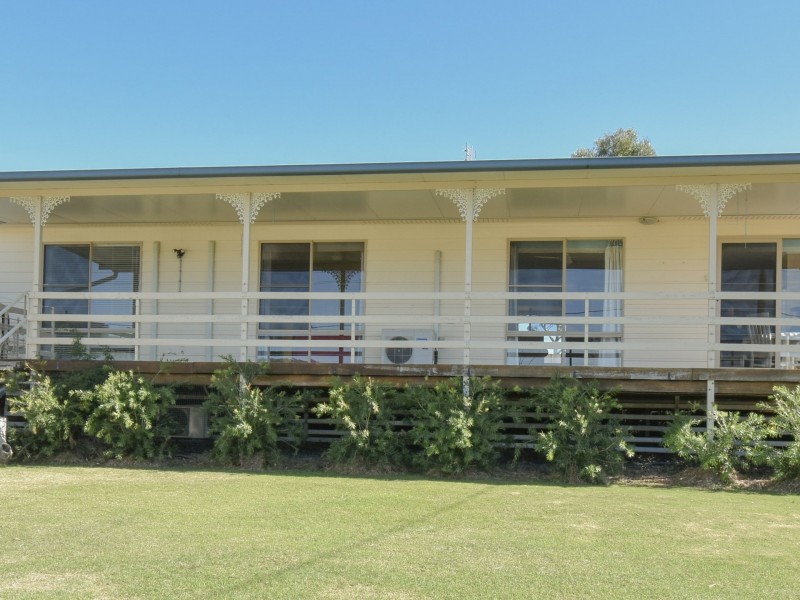 12 Taylor Street, Maryvale QLD 4370