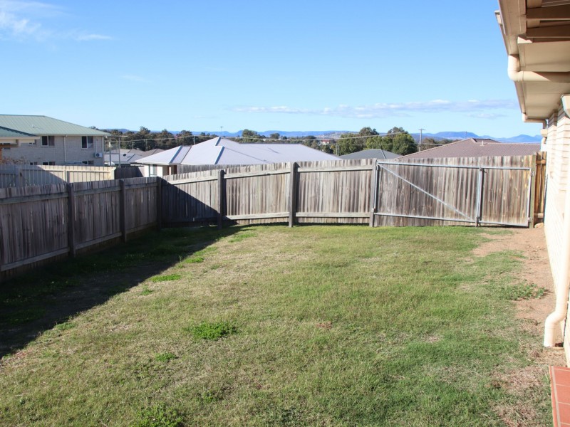 9 Sharon Drive, Warwick QLD 4370