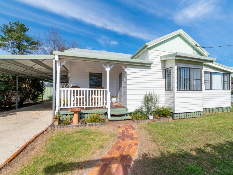 5 Darling Street, Allora QLD 4362