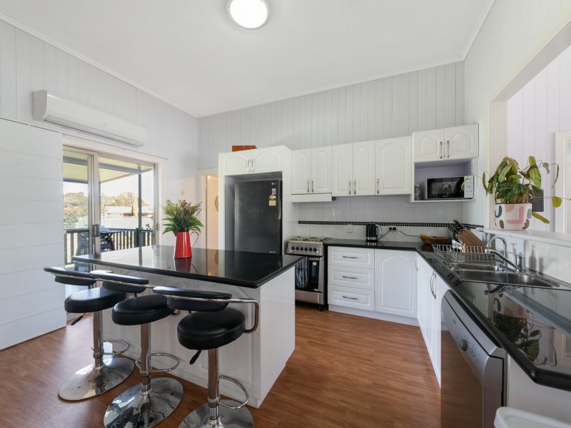 5 Darling Street, Allora QLD 4362