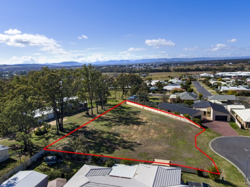 19 Davis Place, Warwick QLD 4370